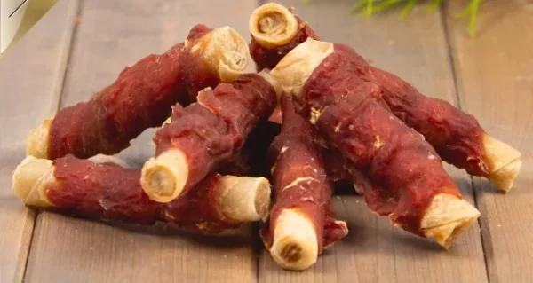 Kaurollen mit Entenbrust ummantelt